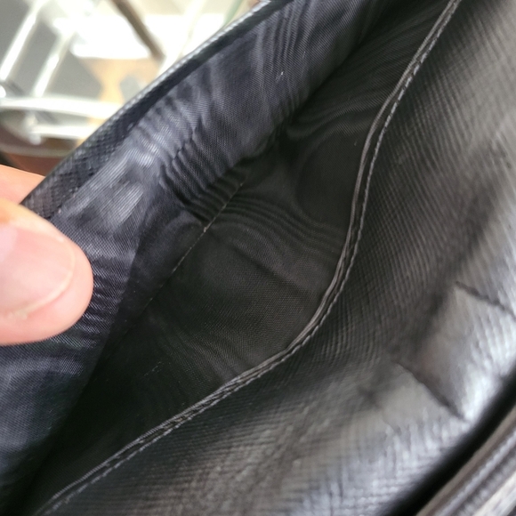 Prada Leather Nylon Fabric Long Bifold Wallet..Authentic.. - Picture 14 of 16